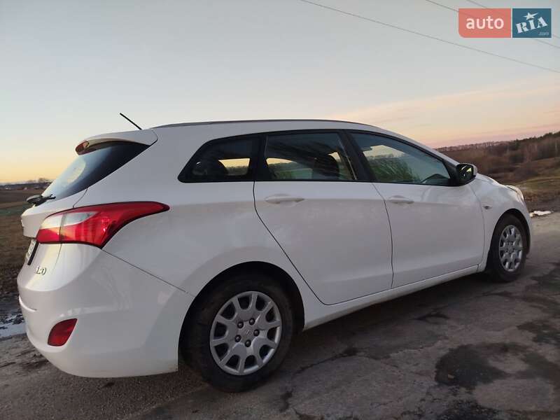 Универсал Hyundai i30 2013 в Виннице