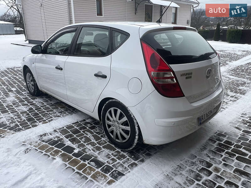 Хетчбек Hyundai i30 2009 в Косові