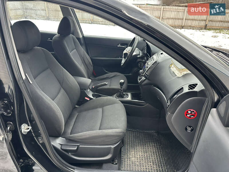 Универсал Hyundai i30 2008 в Тульчине