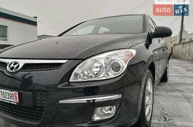 Універсал Hyundai i30 2008 в Сумах