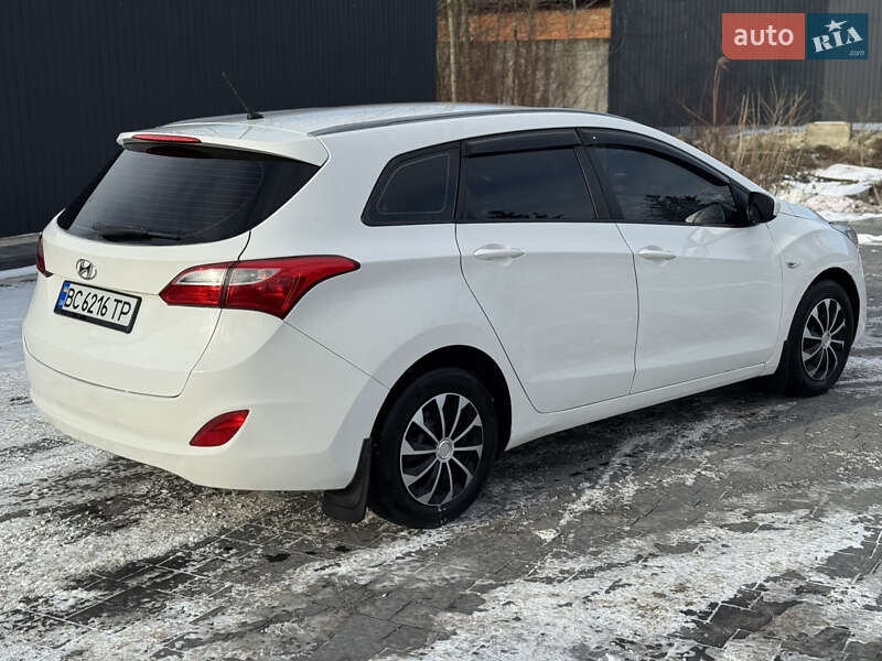 Универсал Hyundai i30 2013 в Самборе фото 7 Универсал Hyundai i30 2013 в Самборе