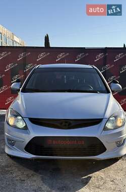 Хетчбек Hyundai i30 2011 в Сумах