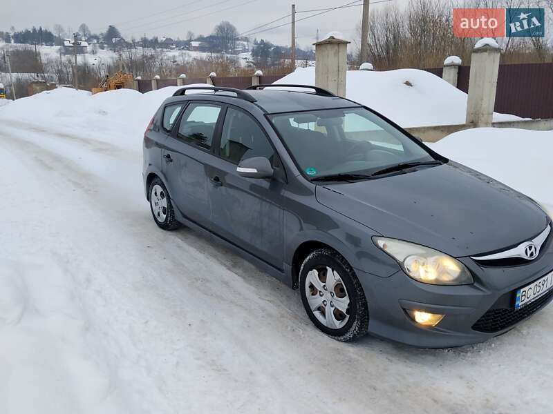 Hyundai i30 2011