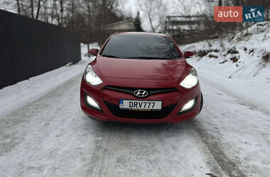 Хэтчбек Hyundai i30 2012 в Балаклее