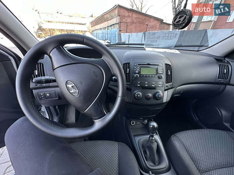 Хэтчбек Hyundai i30 2009 в Нежине