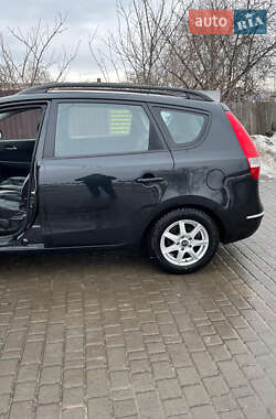 Универсал Hyundai i30 2008 в Крыжополе