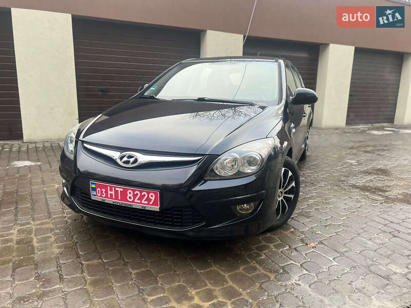 Hyundai i30 2010