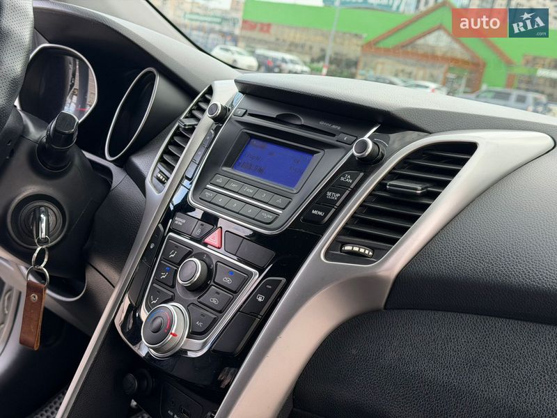 Хэтчбек Hyundai i30 2013 в Одессе