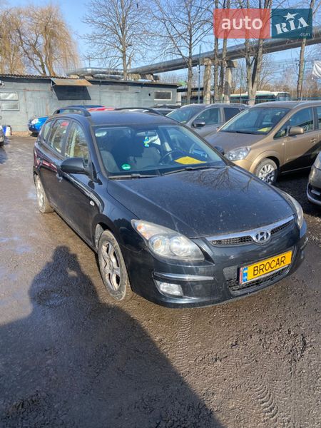 Универсал Hyundai i30 2009 в Луцке