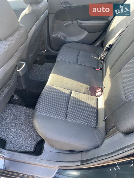 Универсал Hyundai i30 2009 в Луцке