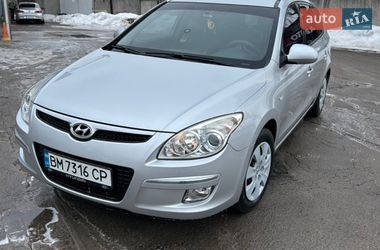 Универсал Hyundai i30 2008 в Сумах