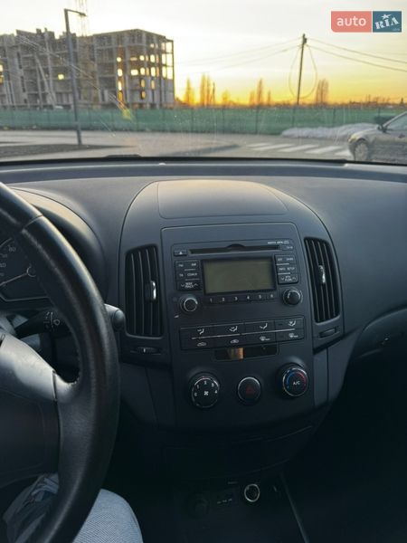 Хэтчбек Hyundai i30 2009 в Луцке