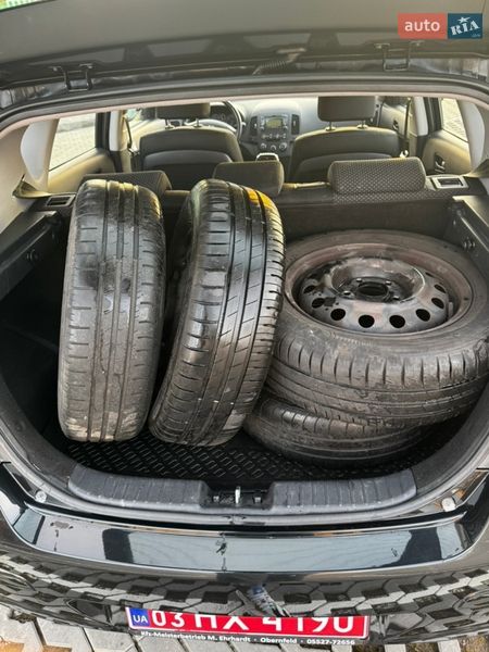 Хэтчбек Hyundai i30 2009 в Луцке