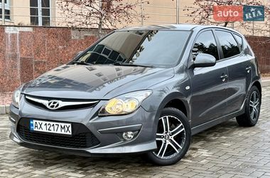 Хетчбек Hyundai i30 2010 в Харкові