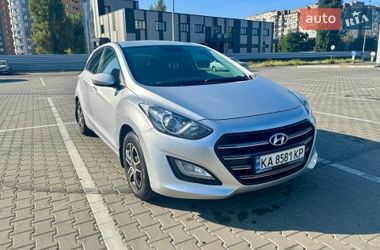 Хэтчбек Hyundai i30 2013 в Киеве