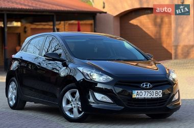 Хэтчбек Hyundai i30 2012 в Мукачево