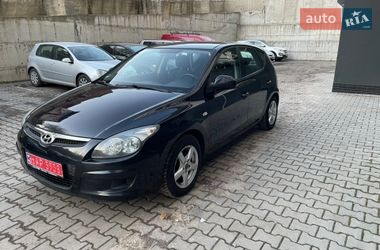 Хэтчбек Hyundai i30 2009 в Хмельницком