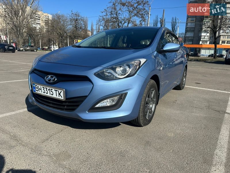 Хэтчбек Hyundai i30 2014 в Одессе