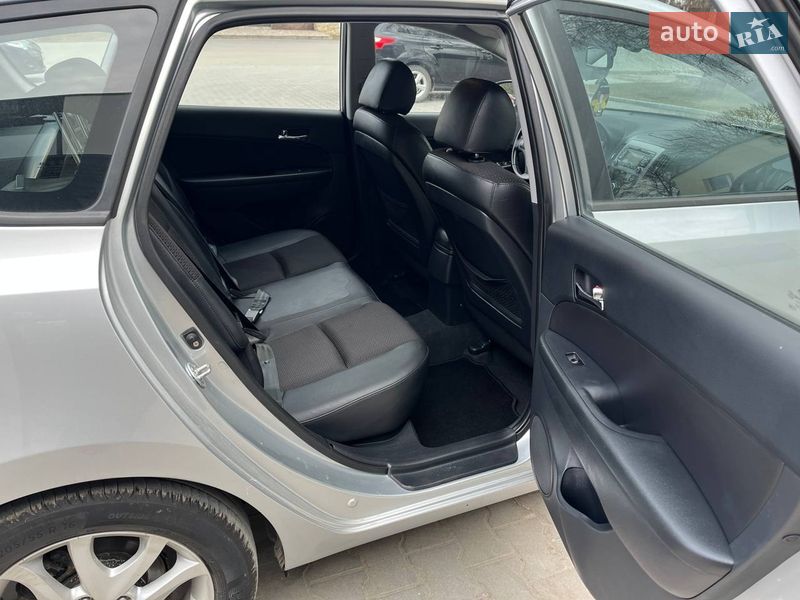 Универсал Hyundai i30 2008 в Тернополе