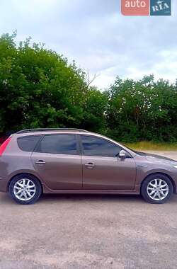 Универсал Hyundai i30 2011 в Запорожье