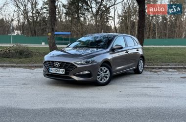 Хэтчбек Hyundai i30 2021 в Киеве
