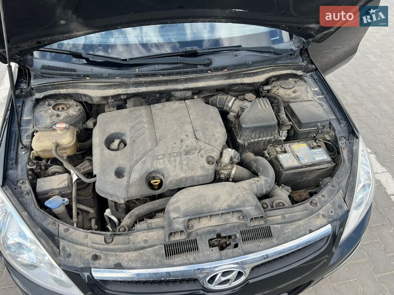 Универсал Hyundai i30 2008 в Дубно