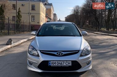 Хетчбек Hyundai i30 2011 в Житомирі
