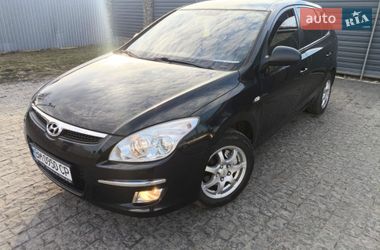 Универсал Hyundai i30 2008 в Сумах