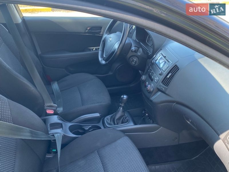 Хэтчбек Hyundai i30 2009 в Александрие