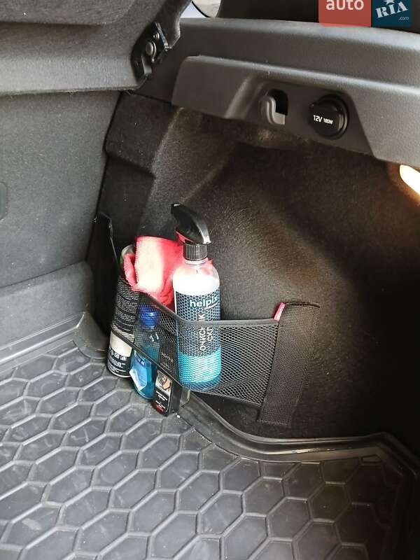 Хэтчбек Hyundai i30 2023 в Днепре фото 23 Хэтчбек Hyundai i30 2023 в Днепре