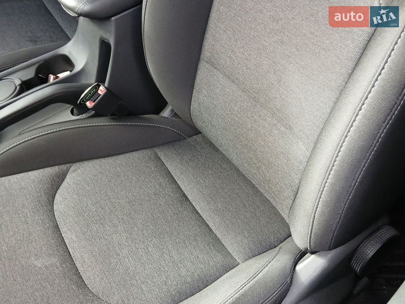 Хэтчбек Hyundai i30 2023 в Днепре фото 11 Хэтчбек Hyundai i30 2023 в Днепре