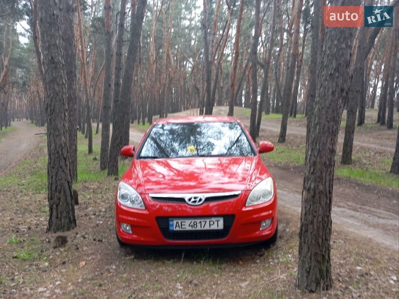 Хетчбек Hyundai i30 2007 в Дніпрі