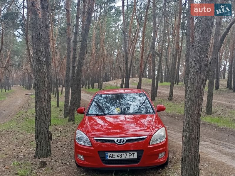 Хетчбек Hyundai i30 2007 в Дніпрі