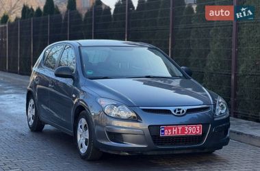 Хэтчбек Hyundai i30 2009 в Вознесенске
