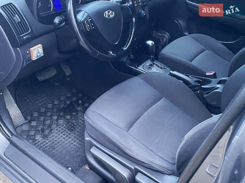 Хэтчбек Hyundai i30 2008 в Одессе