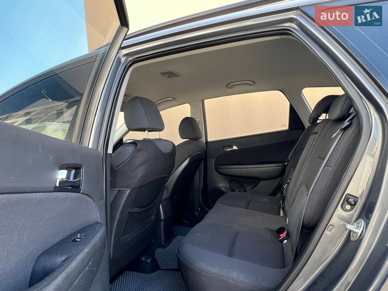 Универсал Hyundai i30 2008 в Тернополе фото 21 Универсал Hyundai i30 2008 в Тернополе