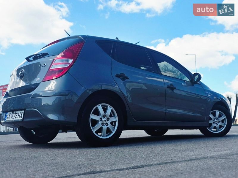 Хэтчбек Hyundai i30 2011 в Киеве фото 12 Хэтчбек Hyundai i30 2011 в Киеве