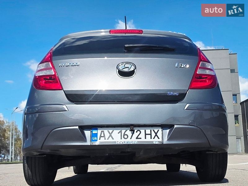 Хэтчбек Hyundai i30 2011 в Киеве фото 20 Хэтчбек Hyundai i30 2011 в Киеве