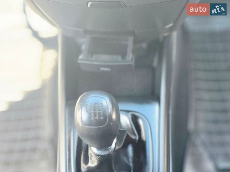 Хэтчбек Hyundai i30 2011 в Киеве фото 67 Хэтчбек Hyundai i30 2011 в Киеве