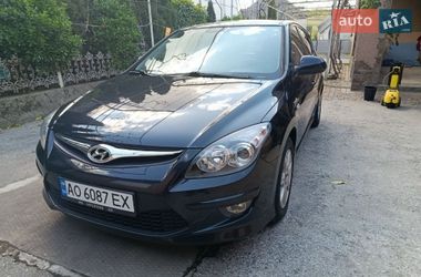 Хетчбек Hyundai i30 2011 в Мукачевому