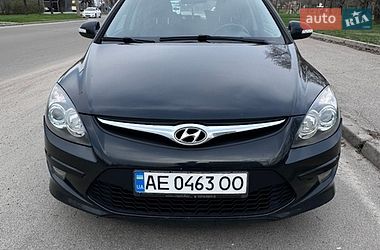 Хетчбек Hyundai i30 2011 в Дніпрі