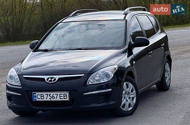 Универсал Hyundai i30 2009 в Мене