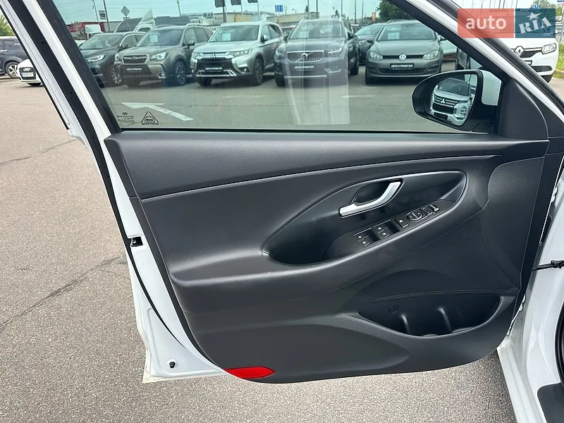 Hyundai i30 2023 VIN TMAH381CBNJ148530 фото оголошення 14 з 71