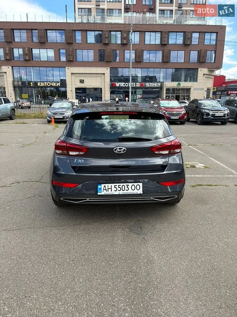 2021 Hyundai i30 - мініатюра 8