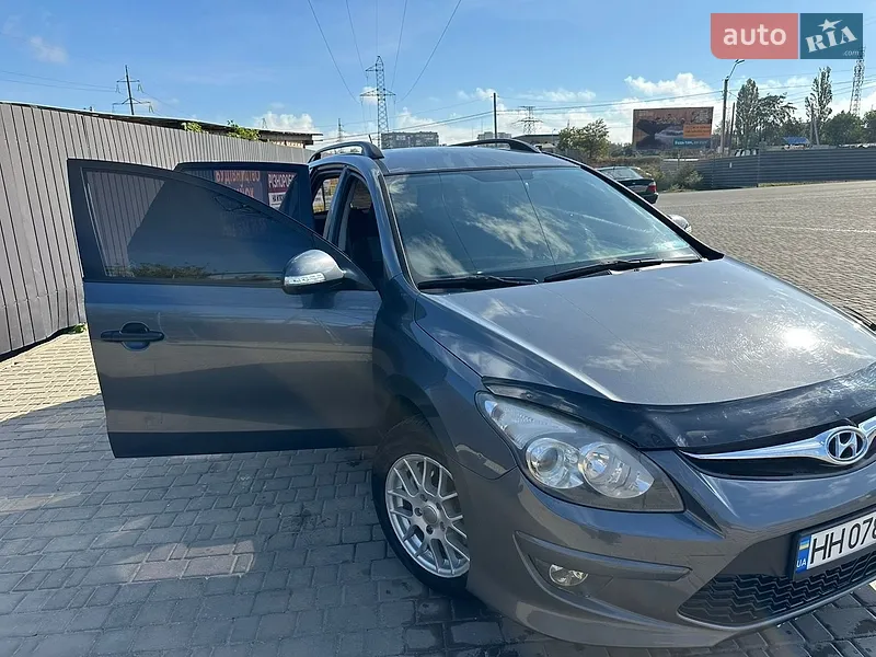 Hyundai i30