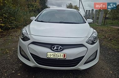 Универсал Hyundai i30 2014 в Луцке