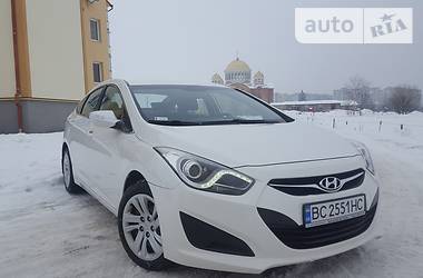 Седан Hyundai i40 2012 в Дрогобыче