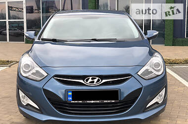 Седан Hyundai i40 2011 в 