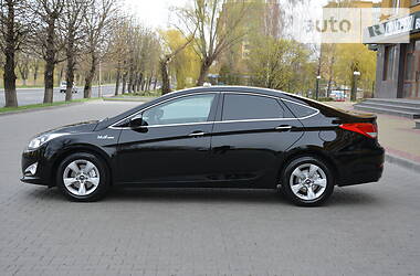 Седан Hyundai i40 2015 в 