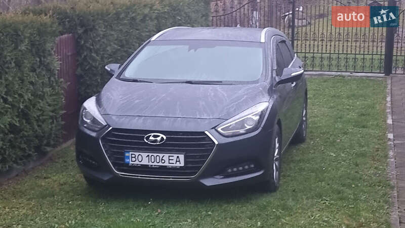 Универсал Hyundai i40 2015 в Черновцах